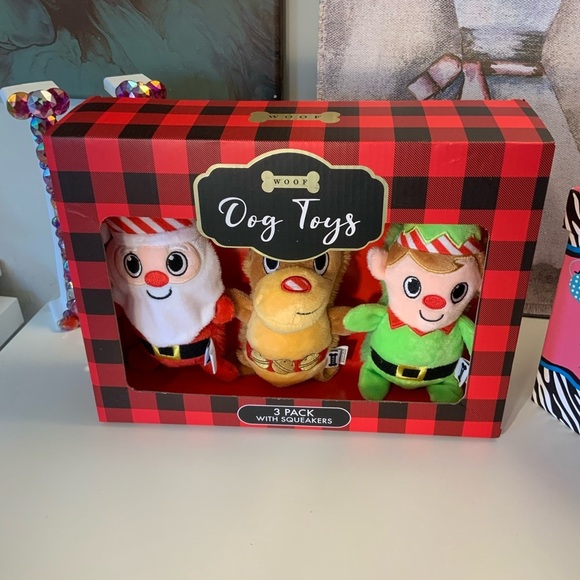 Plaid Dog Toy Set with Squeakers NIB - Picture 1 of 3